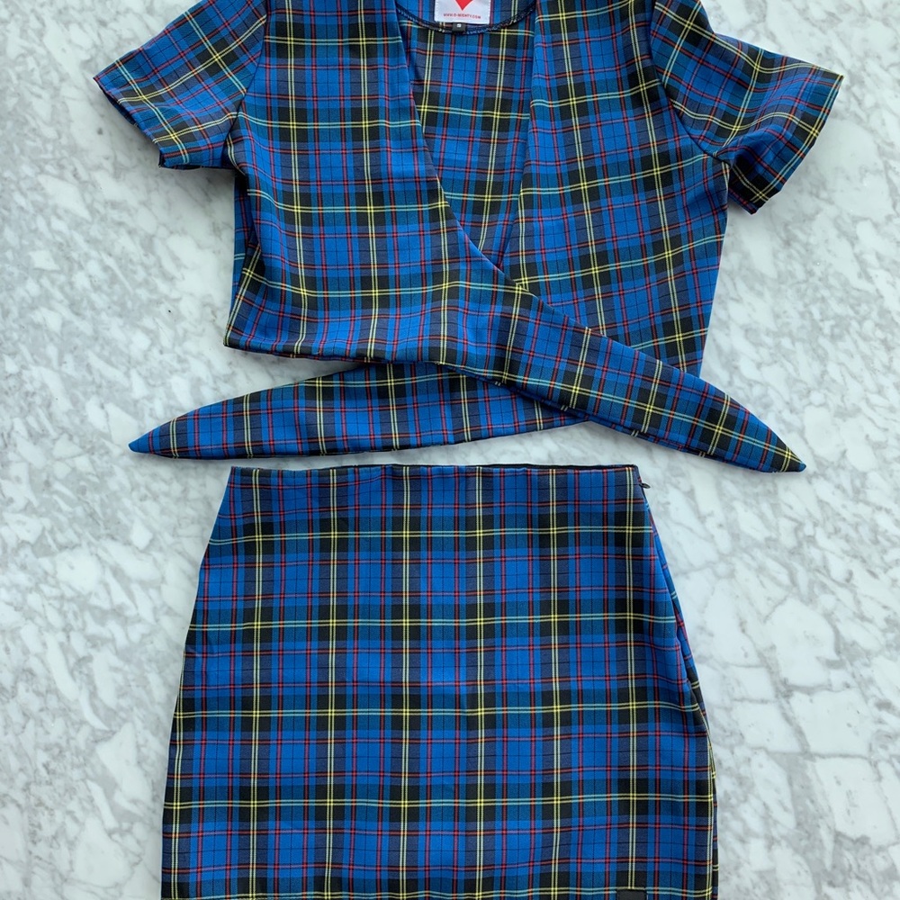 MATCHING SET! - Picture 3 of 6